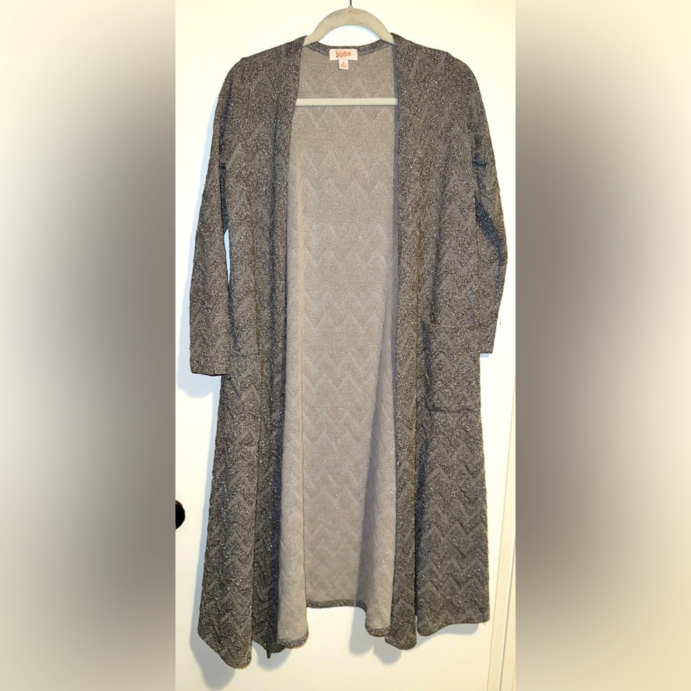 Elegant Lularoe small Sarah silver and grey cardigan